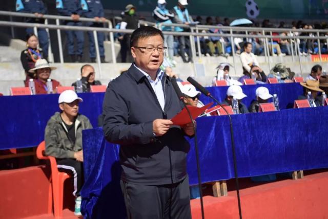 萨里：曾担心转会曼联失败是否会影响埃德松心态，但他很渴望留队